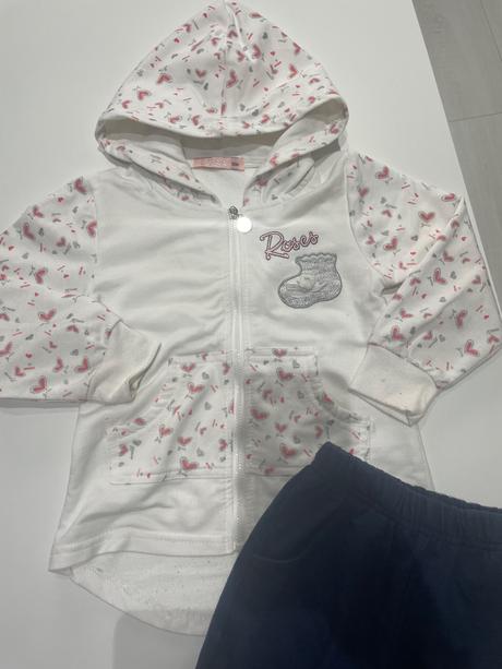 Tepláková súprava, 104