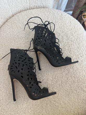 Topánky na opätku, river island,37