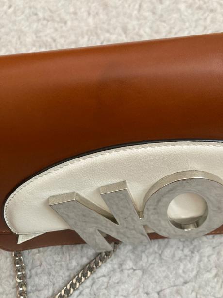 Stylova crossbody kabelka zara, zara