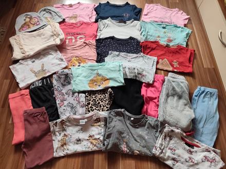 Balík vecí pre dievča vo veľkosti 3-4 roky, 104–116