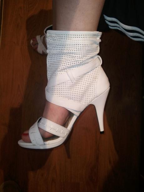 Trendy  biele gladiátorsky, 39