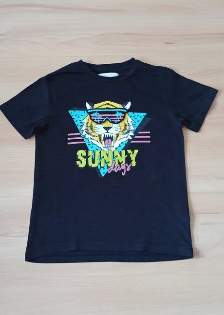 Tmavé tričko, zara,122