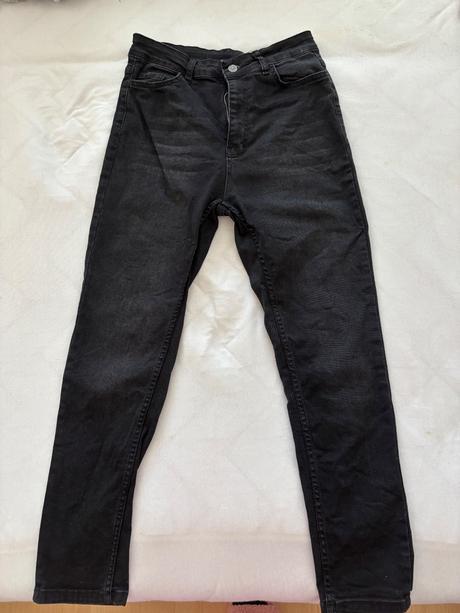 Čierne skinny rifle, s