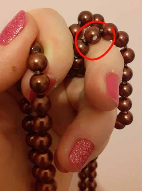 Tmavohnede korálky, 