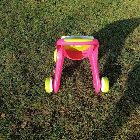 Značkové chodítko smoby, 