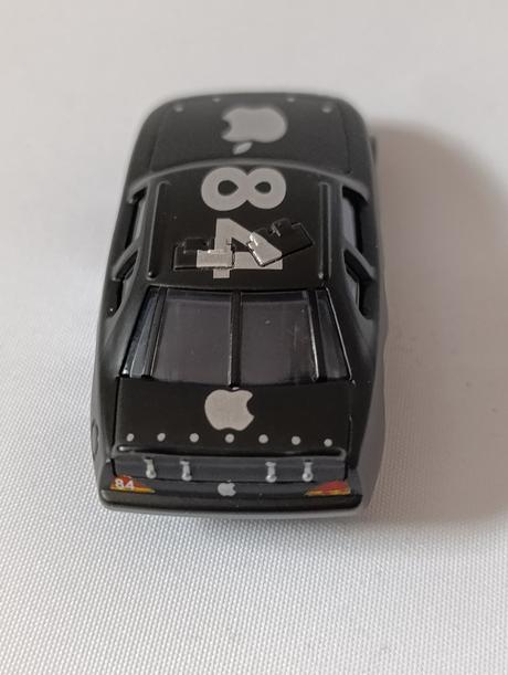Autá cars mcqueen ,,apple 84,,, 