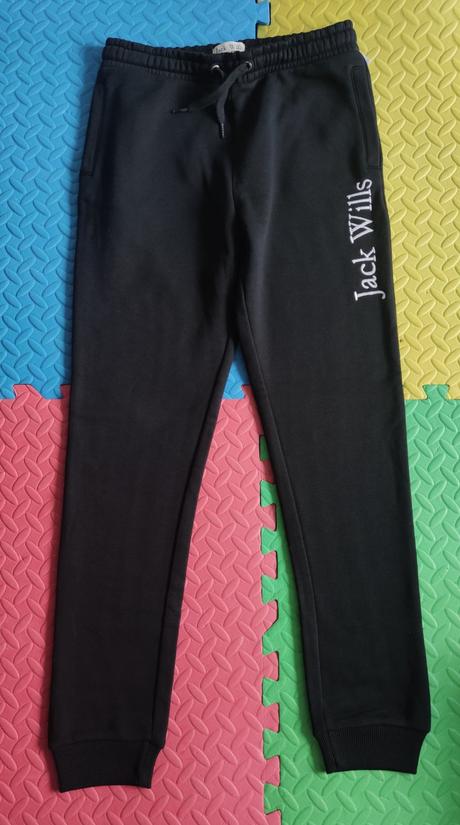 Kvalitné teplaky jack wills, 152