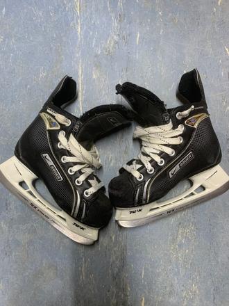 Nike bauer korčule, bauer,31