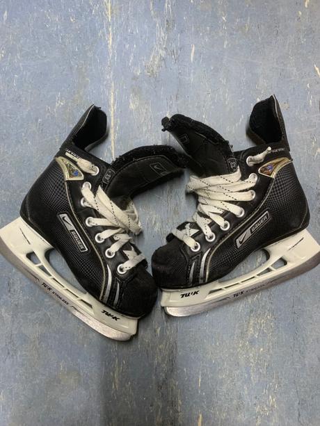 Nike bauer korčule, bauer,31