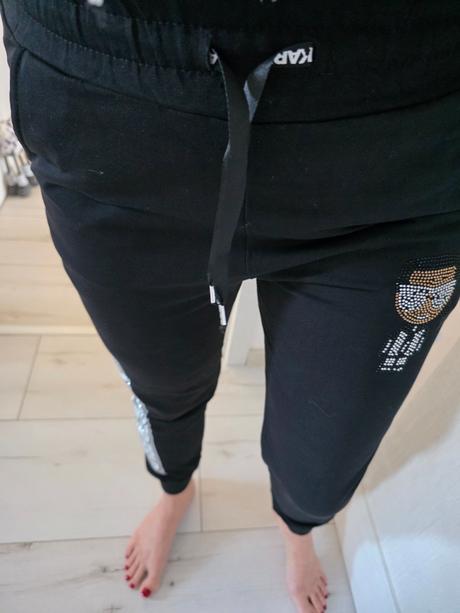 Teplakova suprava karl lagerfeld, l