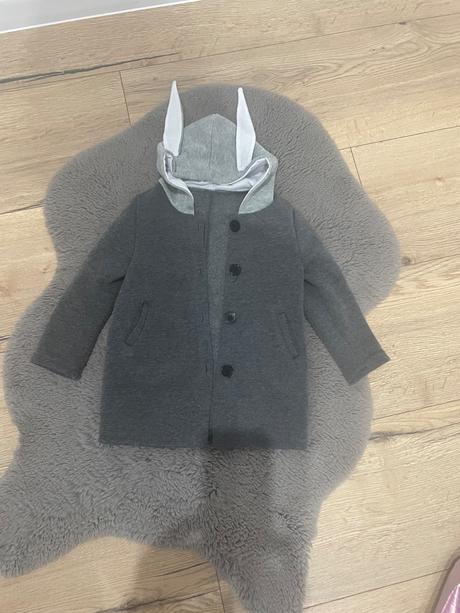 Prechodný kabátik, 98