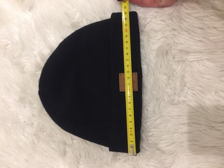 Čierna čiapka, 134