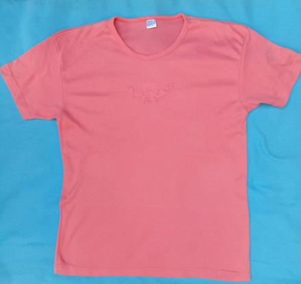 Tričko s výšivkou, 48