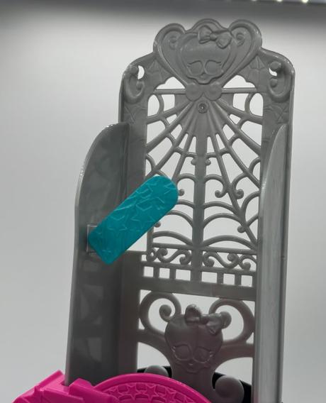 Monster high šatník, 