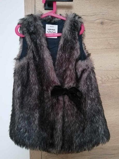 Kožušteková vestička, zara,140