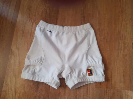 Kratasy na tenis, nike,110