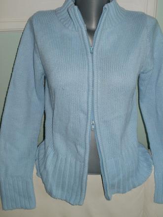 Svetlomodrý sveter, m