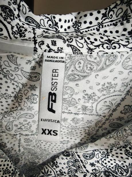 Halenka crop top, new yorker,s