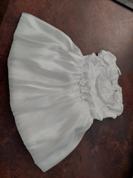 Šatky na krst, richelieu,56