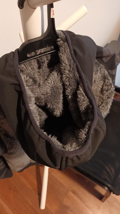 Bundicka lelosi fluffy, s