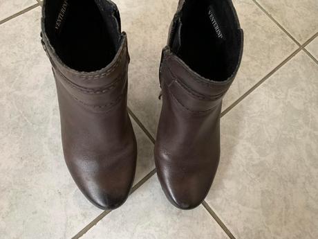 Koženné kotníčky, 36