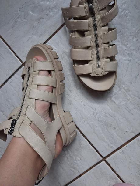 Sandalky, deichmann,37