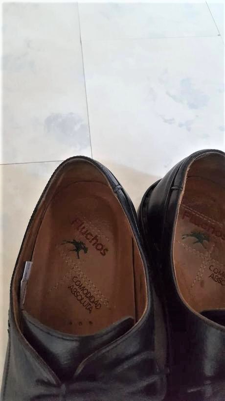 Kvalitné kožené poltopánky, 44