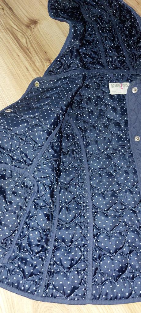 Prechodná bundička, 104