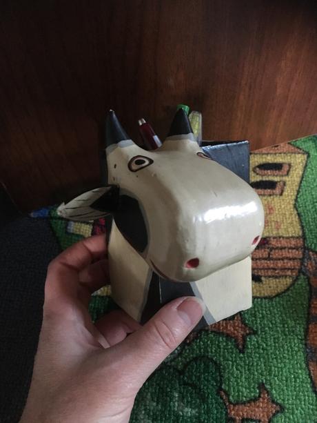 Stojan na perá a pastelky,