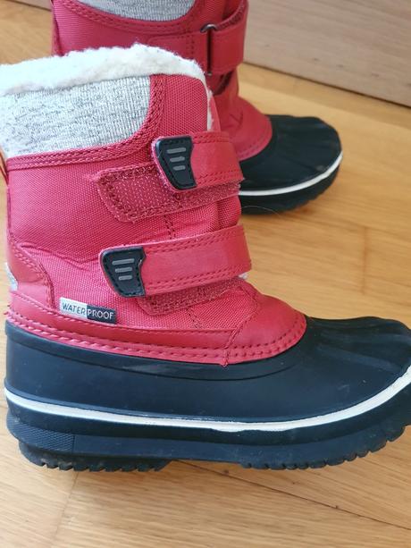 Zimne snehule 28-29, 29