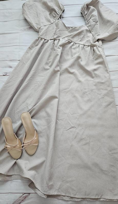 Krásne zaujímavé lahulinké šaty, l