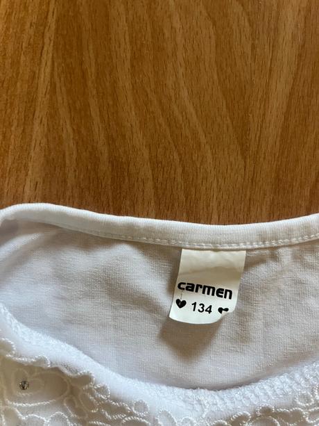 Tricko s golierom, 134