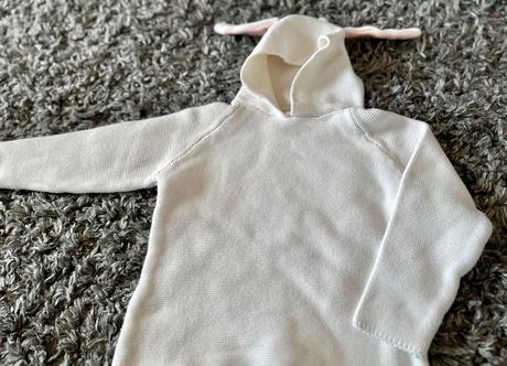 Zajacikova mikinka v. 110, 110