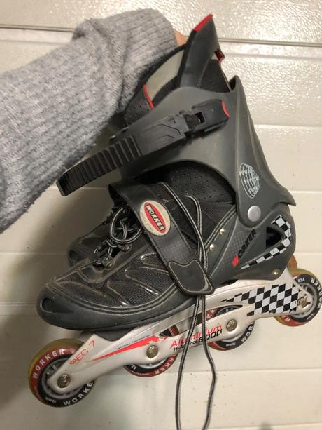 Kolieskové korčule, 43