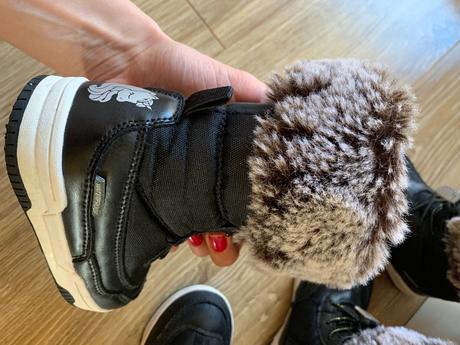 Dvojičky čižmy h&m 24, 24