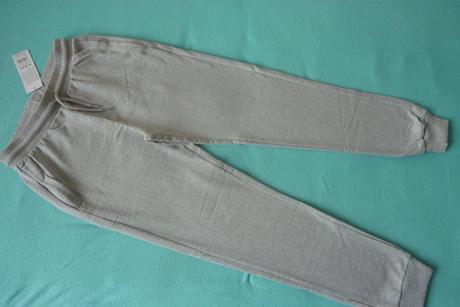 Sivé tepláky, 158 / 164