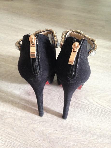 Krasne topánky s kamienkami, 38