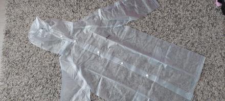 Pevný priesvitný pršiplášť, 122