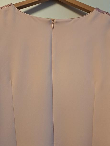 Spoločenské šaty, 48