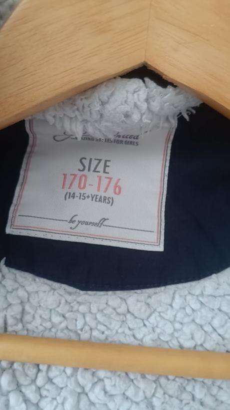 Bunda 170-176 size, takko,s