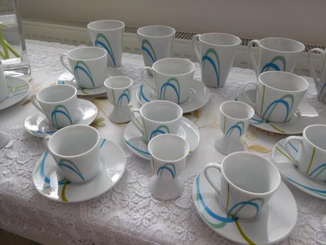 Porcelánová sada na čajík+kapučíno+kávičku-nová, 