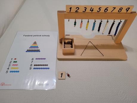 Montessori stojan a perlové schody (1- 9), 