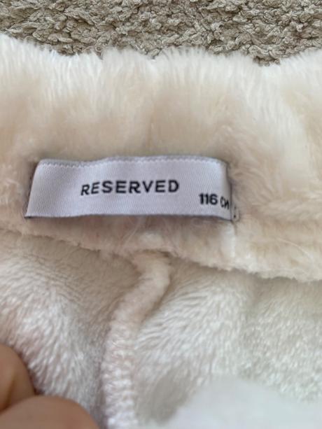 Hunate teplaky, reserved,116