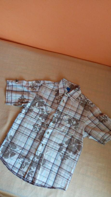 Svetrík, košeľa a rifle 10-11 rokov, 146