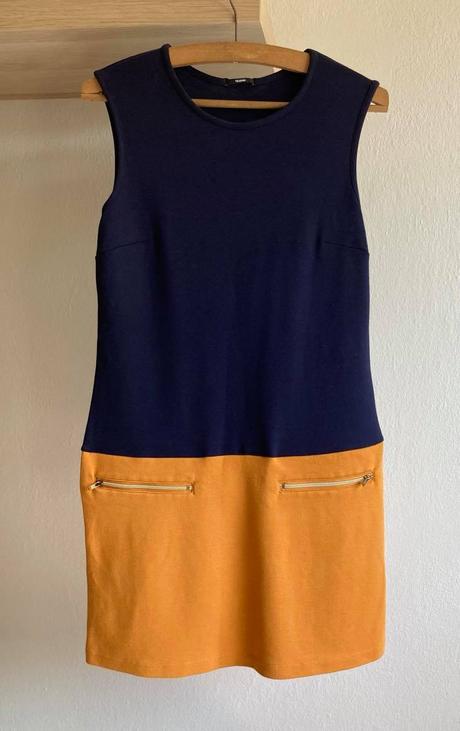 Modro-žlté šaty, tezenis,s