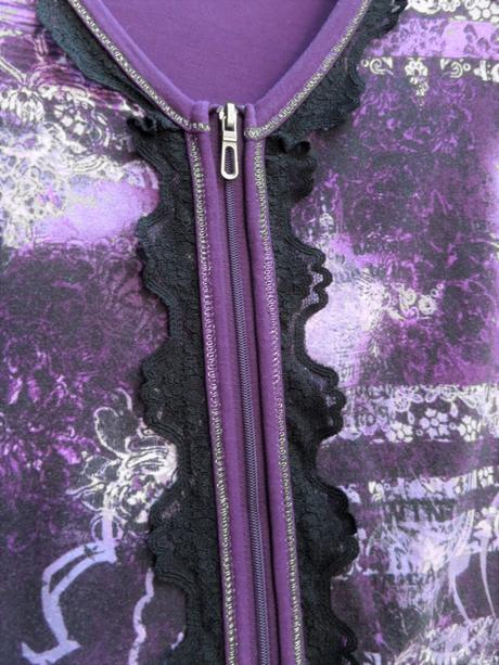 Tričko so zipsom, 46