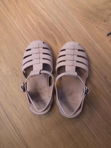 Gumene sandalky liewood, 30