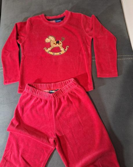 2x teplé pyžamko 110-116, lupilu,110