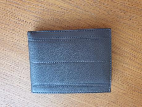 Nova panska kozena penazenka krizia, 