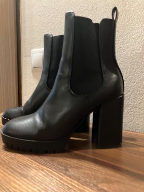 Kotníkové čižmičky, 37